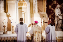 Bishop Boyea offering TLM